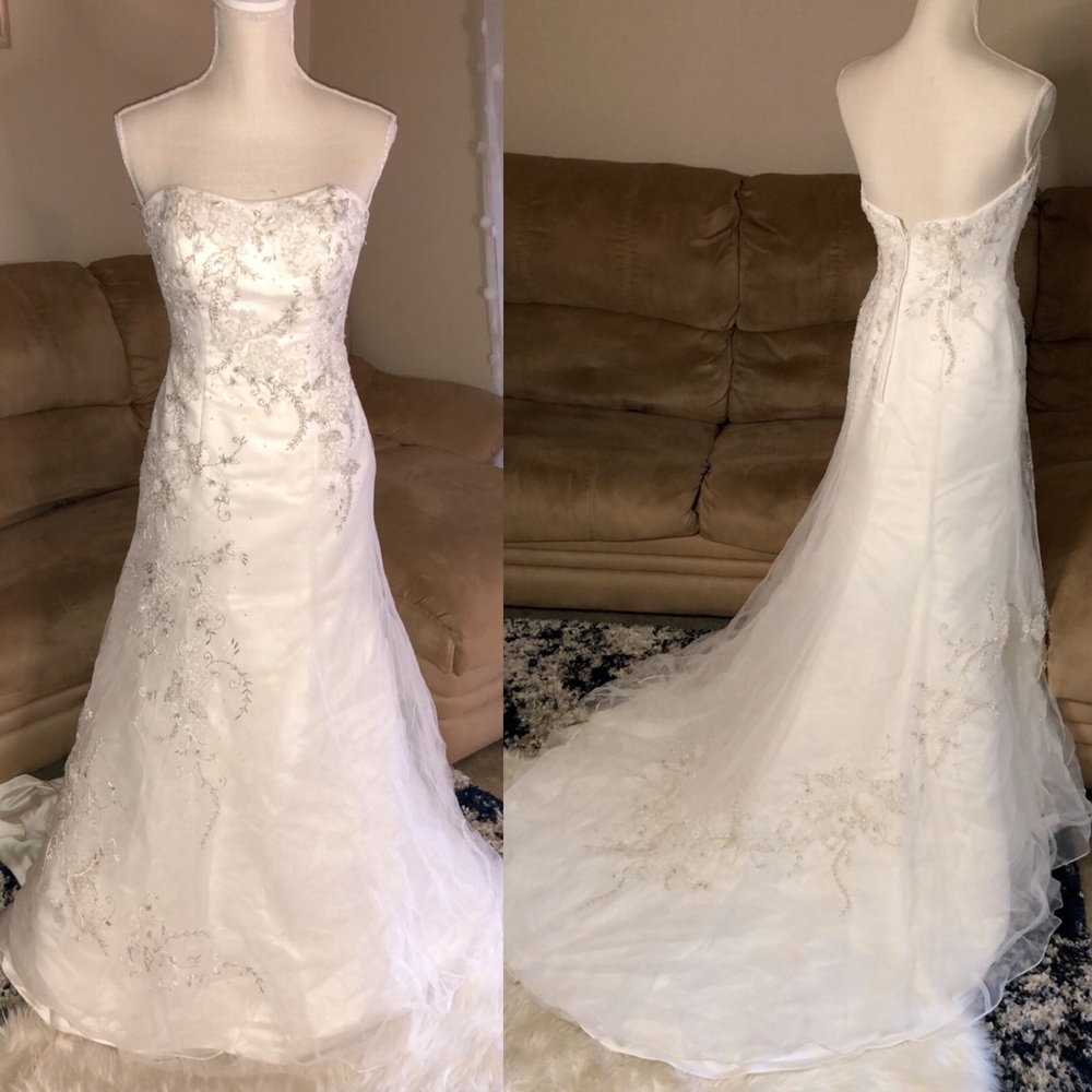 Oleg Cassini White Strapless Wedding Dress